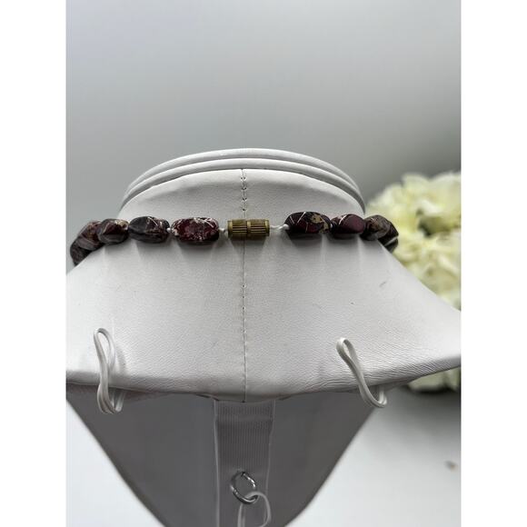 Vintage Brecciated Jasper Single Strand Hand Knotted Screw Clasp Necklace - Picture 5 of 8